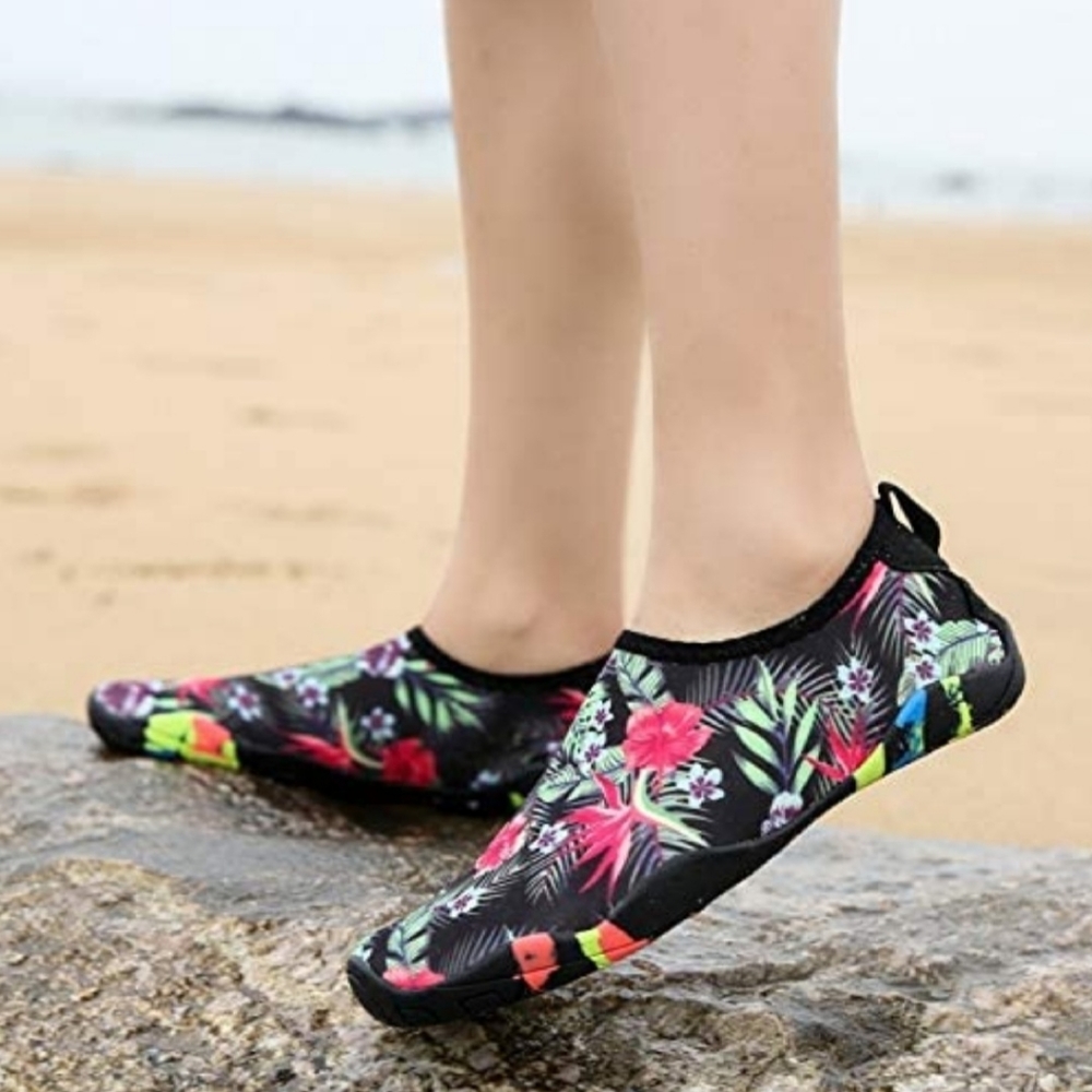 beach sandals - Picture 3 of 10